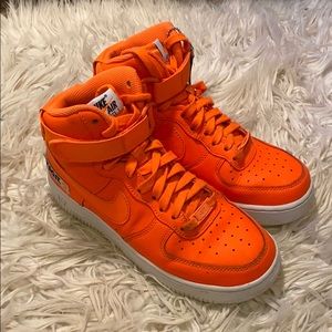 Nike Air Force 1 Neon Orange